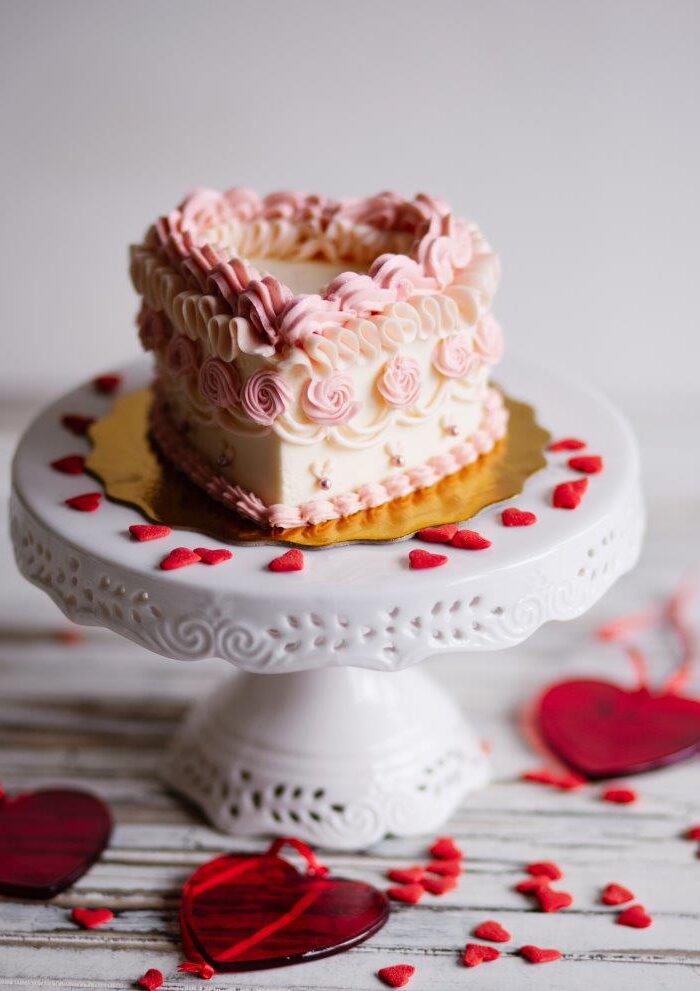 Top 5 Most Amazing Valentine’s Day Cake Ideas and Where to Go